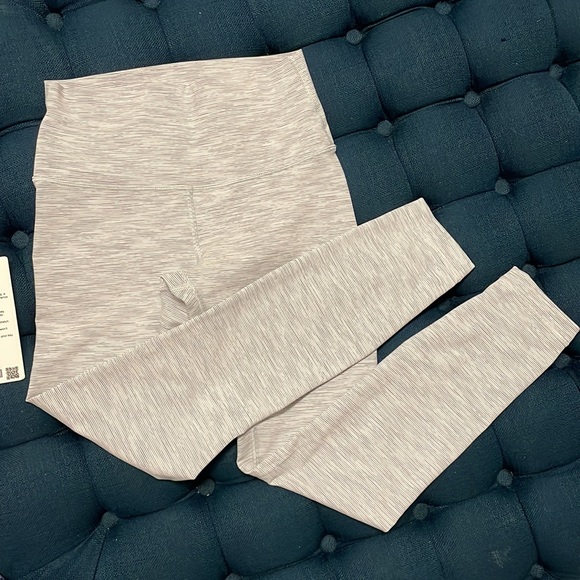 Lululemon Wunder Under high rise tights 25” FLux - Picture 6 of 10